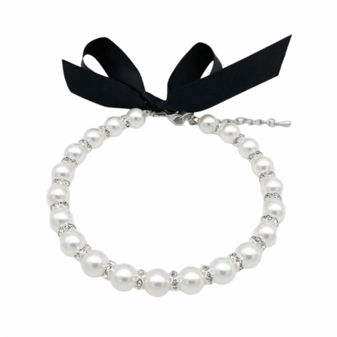 Diamond Dog Pearls Necklace